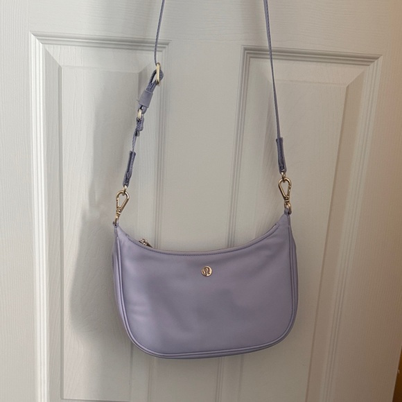 lululemon athletica Handbags - Lululemon City Essentials Small Shoulder Bag 3L